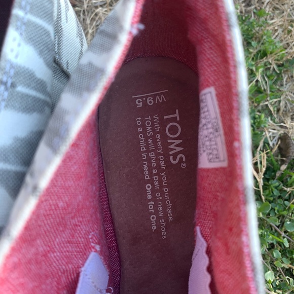 Toms, Canvas wedges size 9.5 NEW - Picture 7 of 8